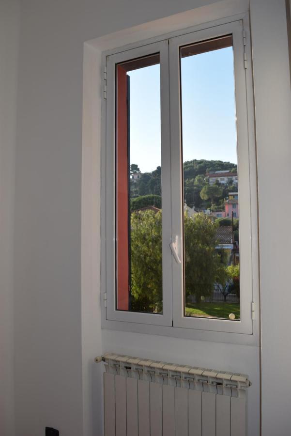 Casa Ligure Ristrutturata 80M2 Diano Marina Zewnętrze zdjęcie